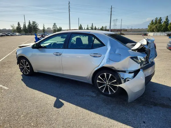 2T1BURHEXJC005747 2018 TOYOTA COROLLA - Image 2