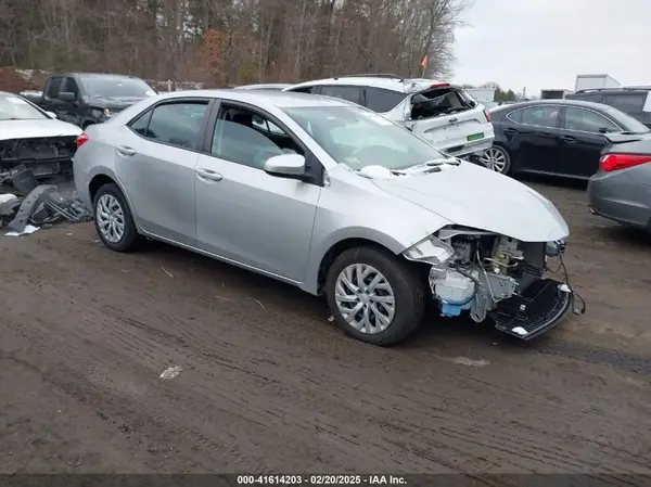 2T1BURHEXJC007756 2018 TOYOTA COROLLA - Image 1