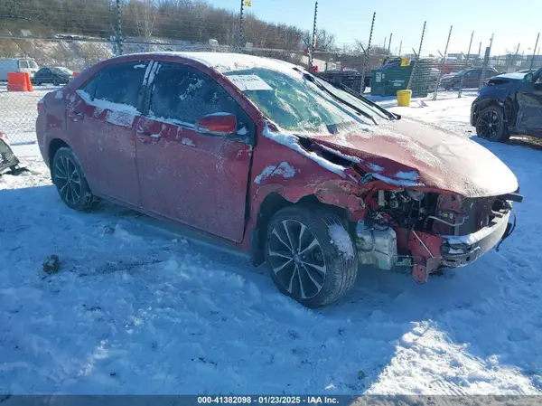 2T1BURHEXJC009264 2018 TOYOTA COROLLA - Image 1