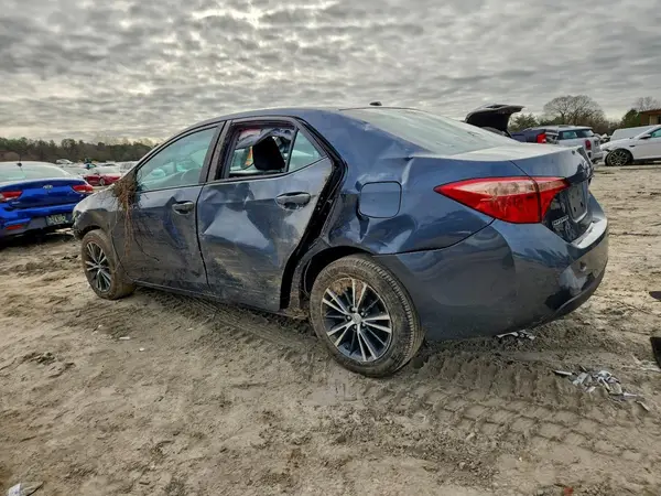 2T1BURHEXJC009975 2018 TOYOTA COROLLA - Image 2