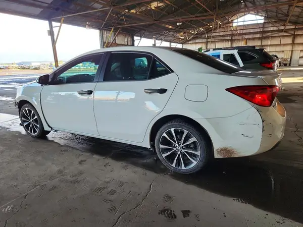 2T1BURHEXJC013587 2018 TOYOTA COROLLA - Image 2