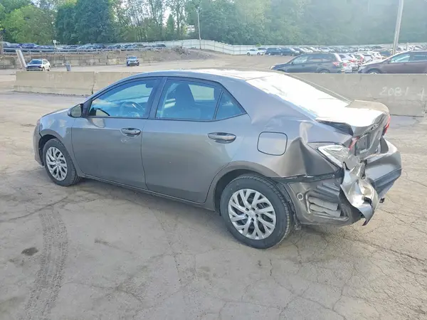 2T1BURHEXJC013668 2018 TOYOTA COROLLA - Image 2