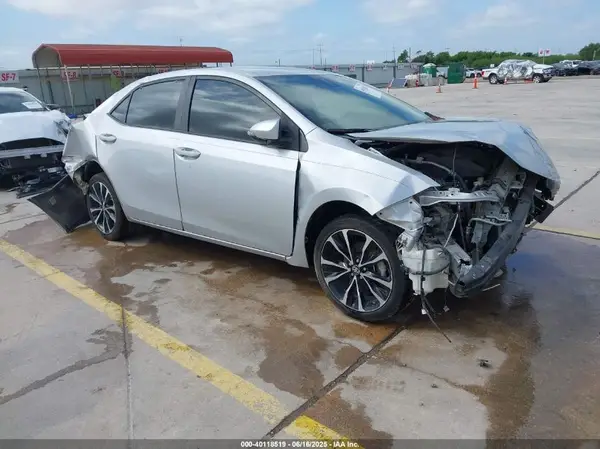 2T1BURHEXJC014934 2018 TOYOTA COROLLA - Image 1