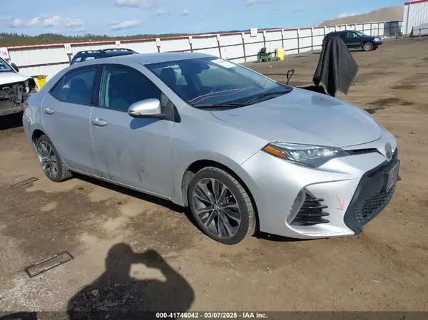 2T1BURHEXJC017042 2018 TOYOTA COROLLA - Image 1