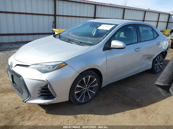 2T1BURHEXJC017042 2018 TOYOTA COROLLA - Image 2