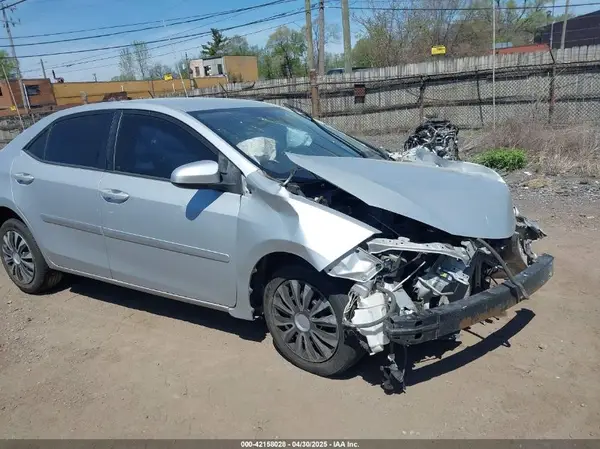 2T1BURHEXJC021513 2018 TOYOTA COROLLA - Image 1