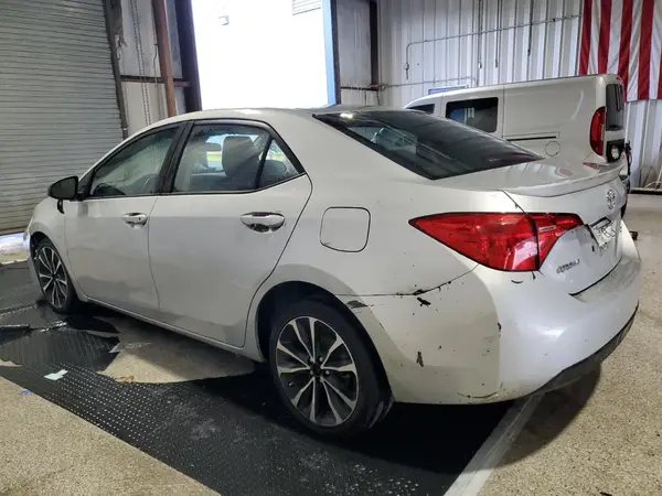 2T1BURHEXJC026954 2018 TOYOTA COROLLA - Image 2