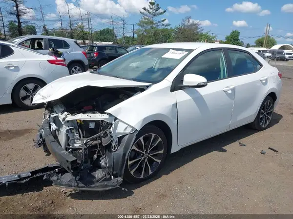 2T1BURHEXJC028767 2018 TOYOTA COROLLA - Image 2