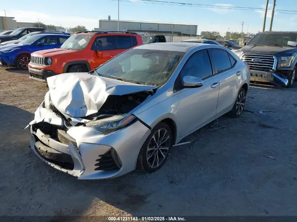 2T1BURHEXJC033824 2018 TOYOTA COROLLA - Image 2