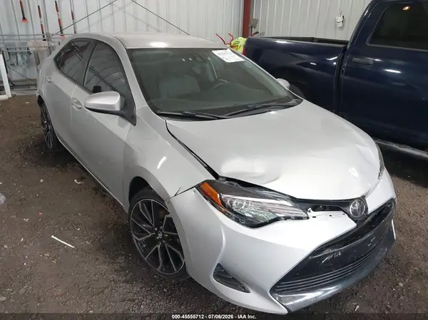 2T1BURHEXJC037503 2018 TOYOTA COROLLA - Image 1