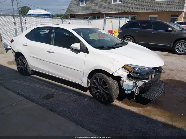 2T1BURHEXJC040546 2018 TOYOTA COROLLA - Image 1