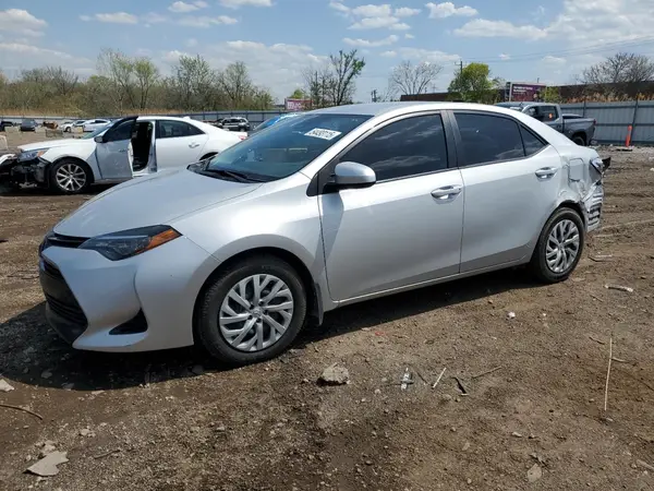 2T1BURHEXJC043141 2018 TOYOTA COROLLA - Image 1