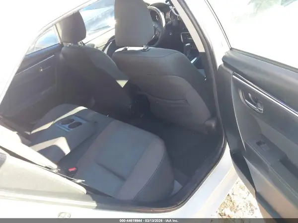 2T1BURHEXJC053104 2018 TOYOTA COROLLA - Image 8