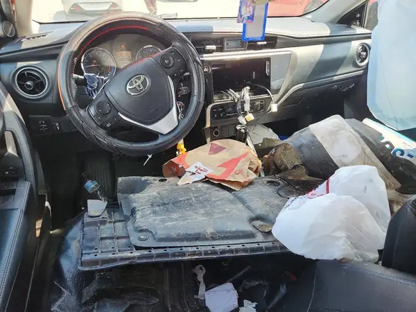 2T1BURHEXJC054074 2018 TOYOTA COROLLA - Image 8