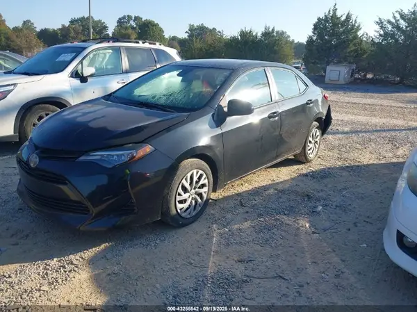 2T1BURHEXJC054138 2018 TOYOTA COROLLA - Image 2
