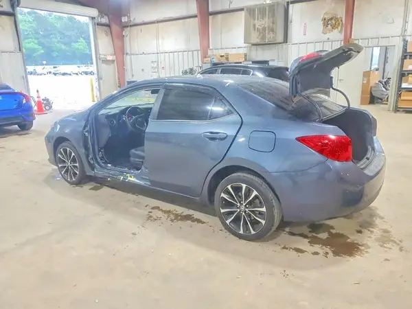 2T1BURHEXJC058495 2018 TOYOTA COROLLA - Image 2