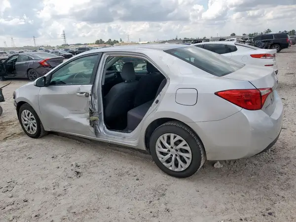 2T1BURHEXJC066533 2018 TOYOTA COROLLA - Image 2
