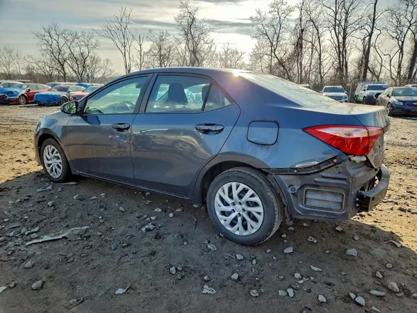 2T1BURHEXJC067522 2018 TOYOTA COROLLA - Image 2