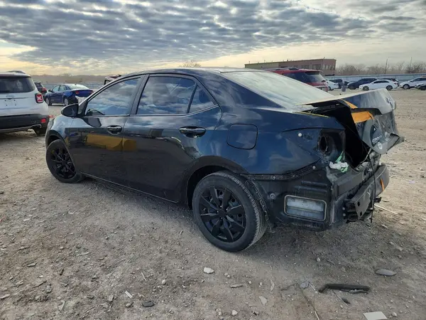 2T1BURHEXJC068198 2018 TOYOTA COROLLA - Image 2