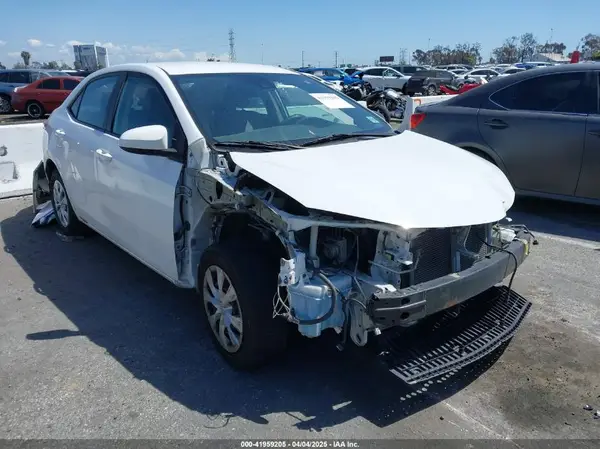 2T1BURHEXJC068525 2018 TOYOTA COROLLA - Image 1