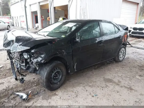 2T1BURHEXJC070145 2018 TOYOTA COROLLA - Image 2
