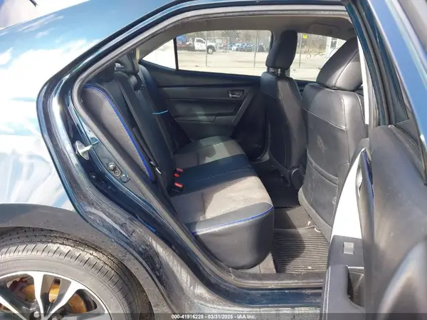 2T1BURHEXJC070596 2018 TOYOTA COROLLA - Image 8
