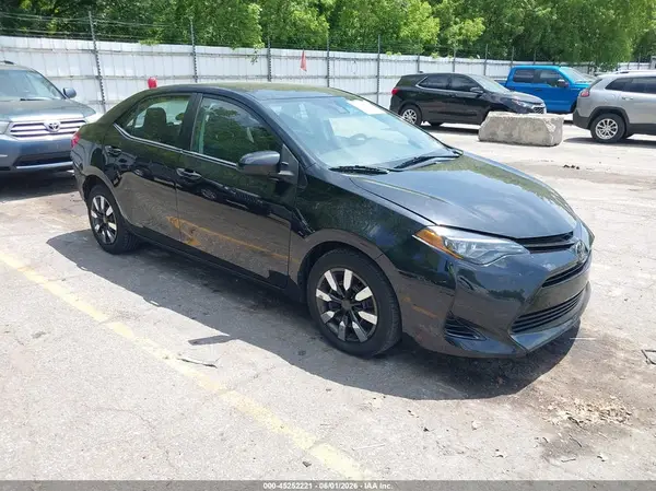 2T1BURHEXJC071246 2018 TOYOTA COROLLA - Image 1