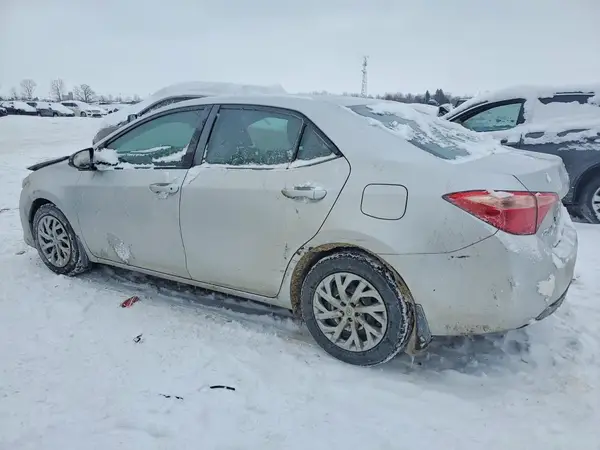 2T1BURHEXJC071313 2018 TOYOTA COROLLA - Image 2