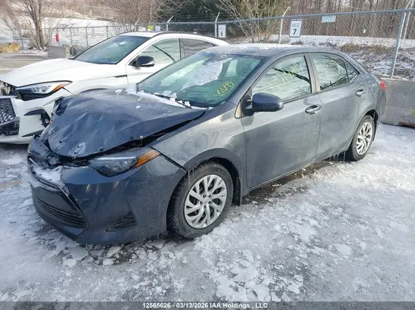 2T1BURHEXJC073000 2018 TOYOTA COROLLA - Image 2