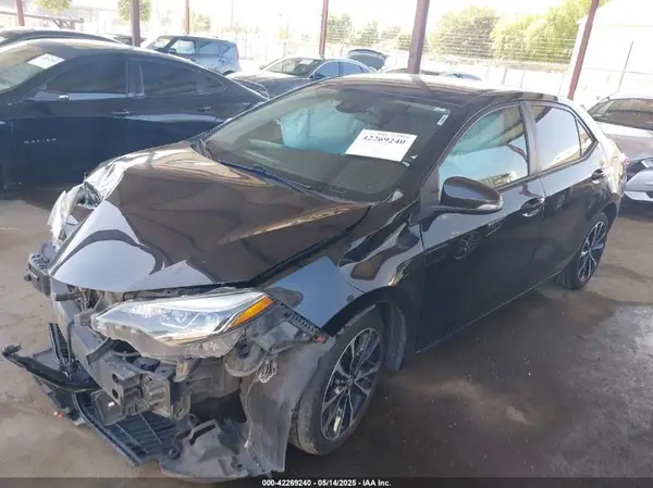 2T1BURHEXJC074051 2018 TOYOTA COROLLA - Image 2