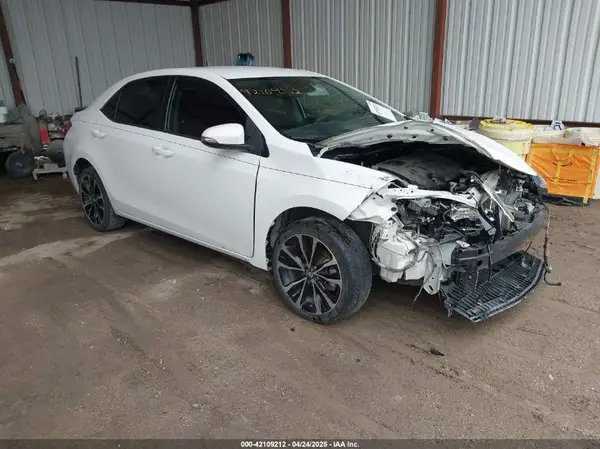 2T1BURHEXJC079038 2018 TOYOTA COROLLA - Image 1