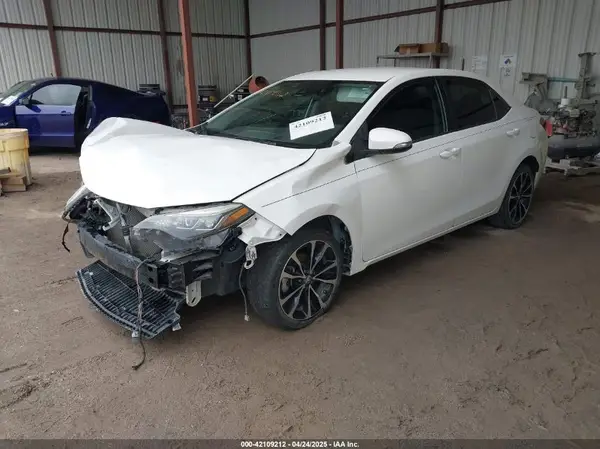 2T1BURHEXJC079038 2018 TOYOTA COROLLA - Image 2