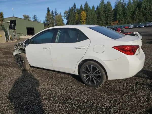 2T1BURHEXJC081145 2018 TOYOTA COROLLA - Image 2
