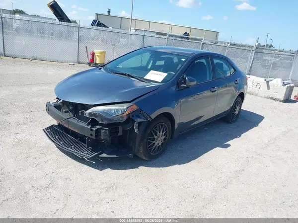 2T1BURHEXJC083008 2018 TOYOTA COROLLA - Image 2