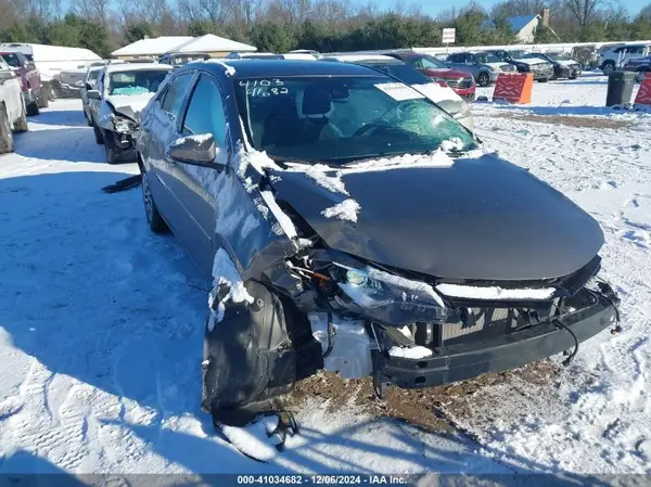 2T1BURHEXJC083073 2018 TOYOTA COROLLA - Image 1