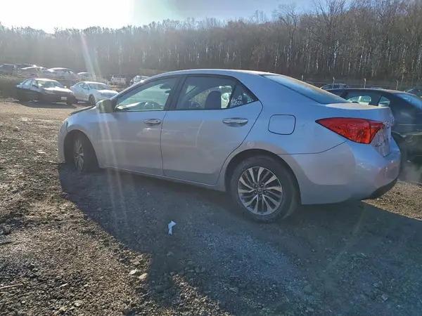 2T1BURHEXJC085101 2018 TOYOTA COROLLA - Image 2