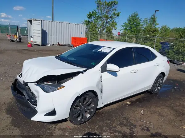 2T1BURHEXJC085387 2018 TOYOTA COROLLA - Image 2