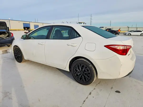 2T1BURHEXJC086118 2018 TOYOTA COROLLA - Image 2