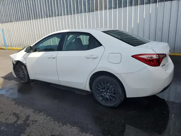 2T1BURHEXJC087673 2018 TOYOTA COROLLA - Image 2