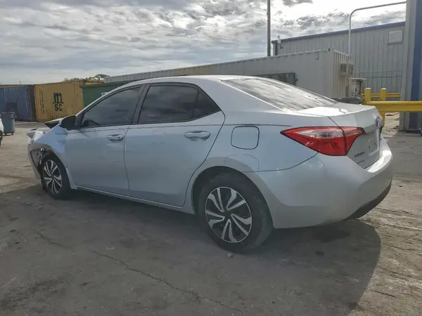 2T1BURHEXJC095286 2018 TOYOTA COROLLA - Image 2