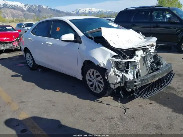 2T1BURHEXJC096289 2018 TOYOTA COROLLA - Image 1