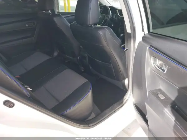 2T1BURHEXJC101068 2018 TOYOTA COROLLA - Image 8