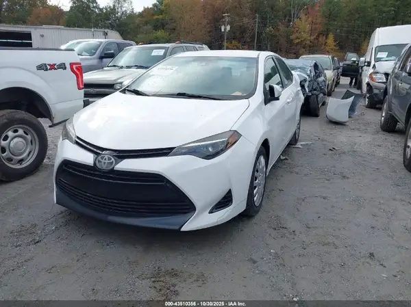 2T1BURHEXJC101376 2018 TOYOTA COROLLA - Image 2