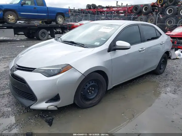 2T1BURHEXJC101653 2018 TOYOTA COROLLA - Image 2