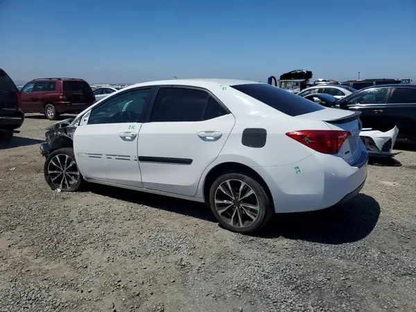 2T1BURHEXJC102611 2018 TOYOTA COROLLA - Image 2