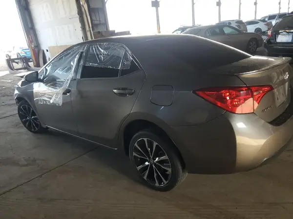 2T1BURHEXJC102804 2018 TOYOTA COROLLA - Image 2