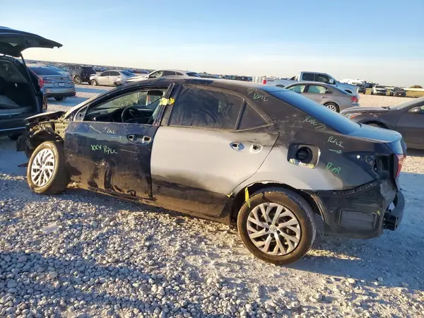 2T1BURHEXJC106397 2018 TOYOTA COROLLA - Image 2