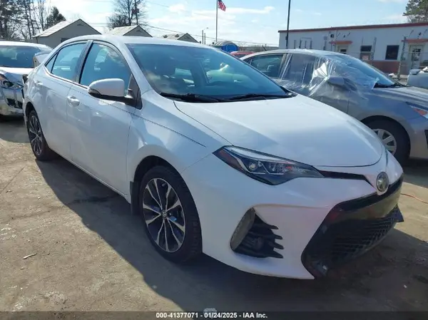 2T1BURHEXJC108263 2018 TOYOTA COROLLA - Image 1