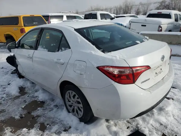 2T1BURHEXJC109719 2018 TOYOTA COROLLA - Image 2