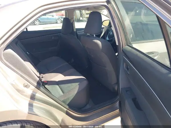 2T1BURHEXJC112815 2018 TOYOTA COROLLA - Image 8